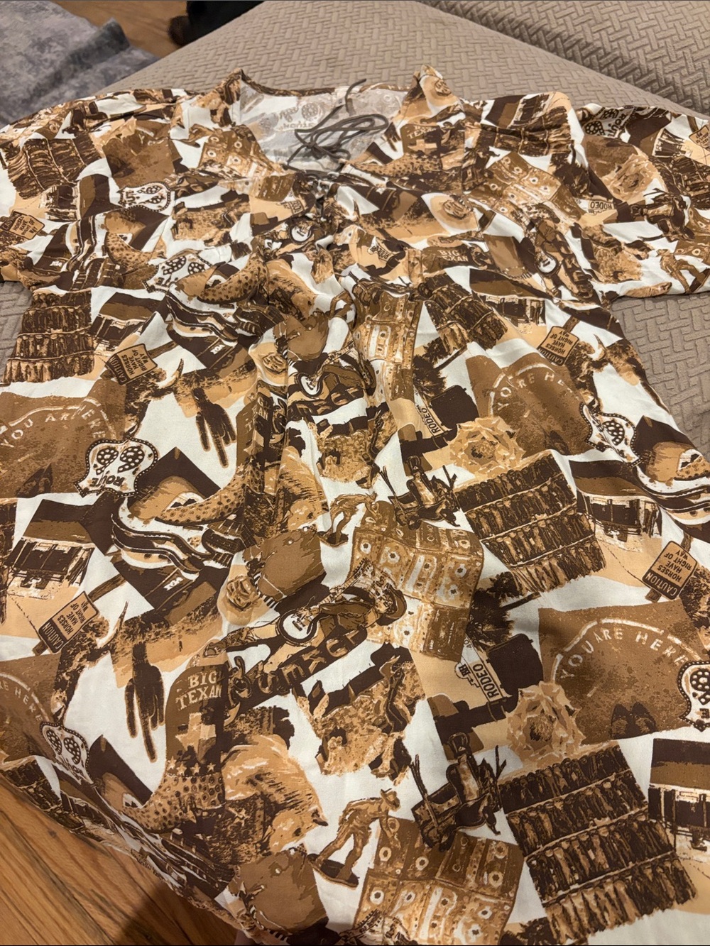 Roper Brown & Cream Western Print Throw